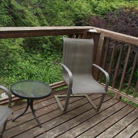 Secret Cove Cottage Suites Halfmoon Bay Kültér fotó