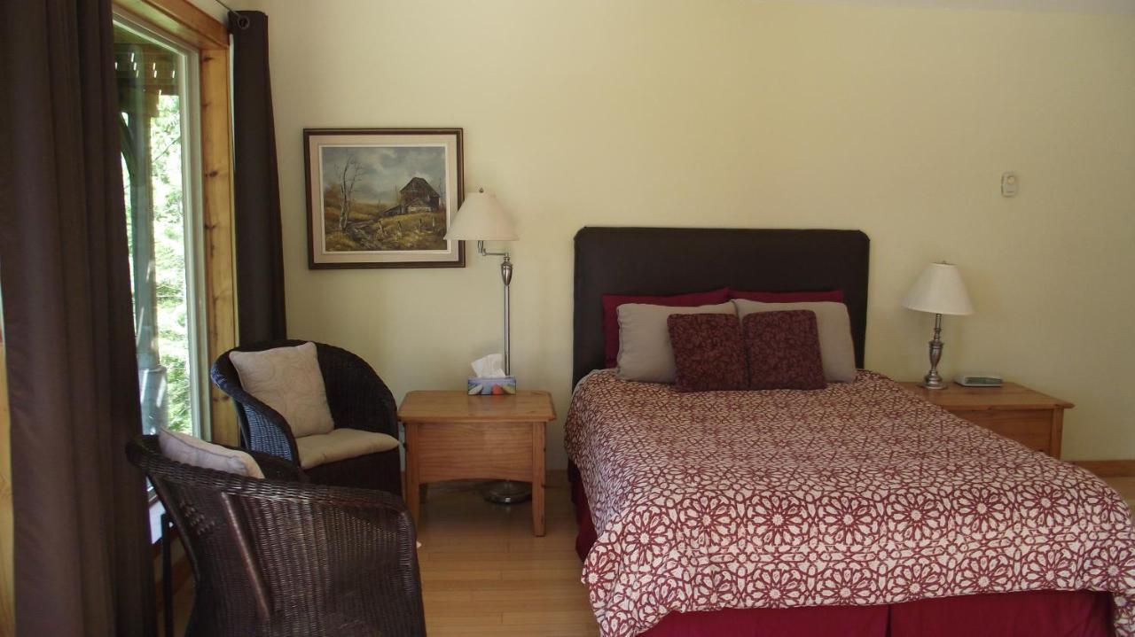 Secret Cove Cottage Suites Halfmoon Bay Kültér fotó
